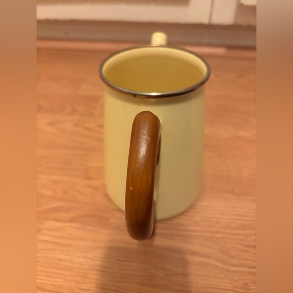 Victoria & Richard MacKenzie Childs Yellow-Gold Tea Set - Picture 4 of 16